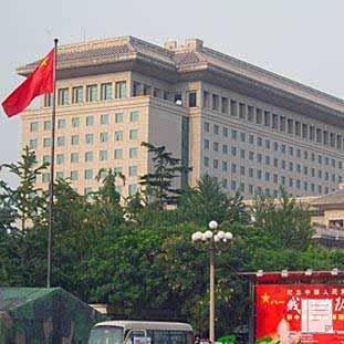 韩媒称中韩军事交流全面中断 中国国防部回应